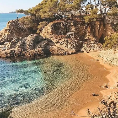 Apartman Lloguer30 Llevanti, Near The Sea *